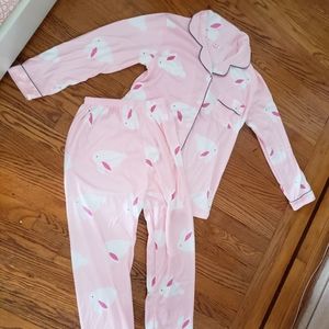 Soft bunny print pajamas
